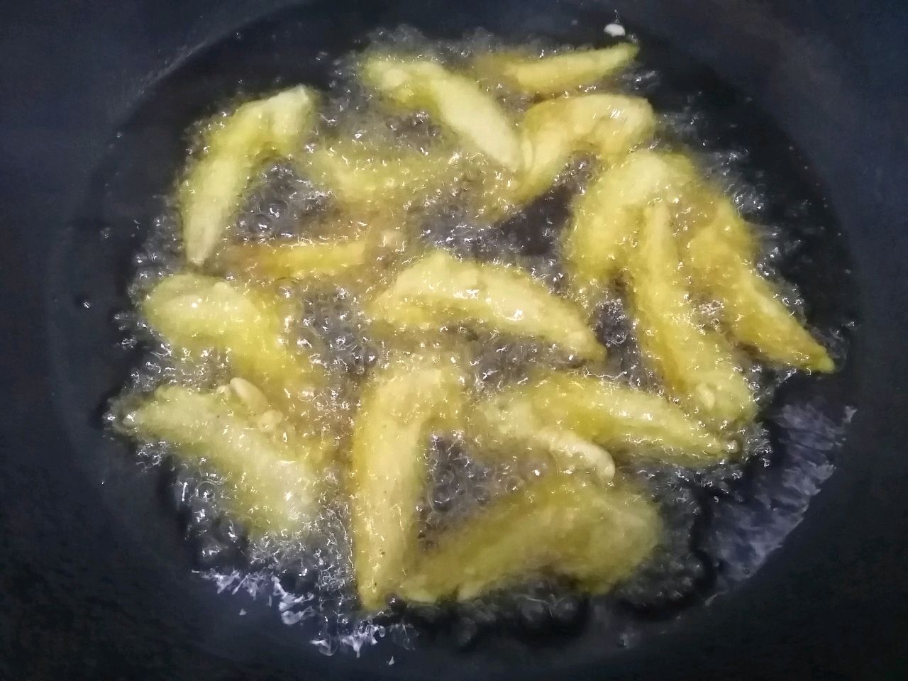 堪比炸鸡店的炸鸡翅