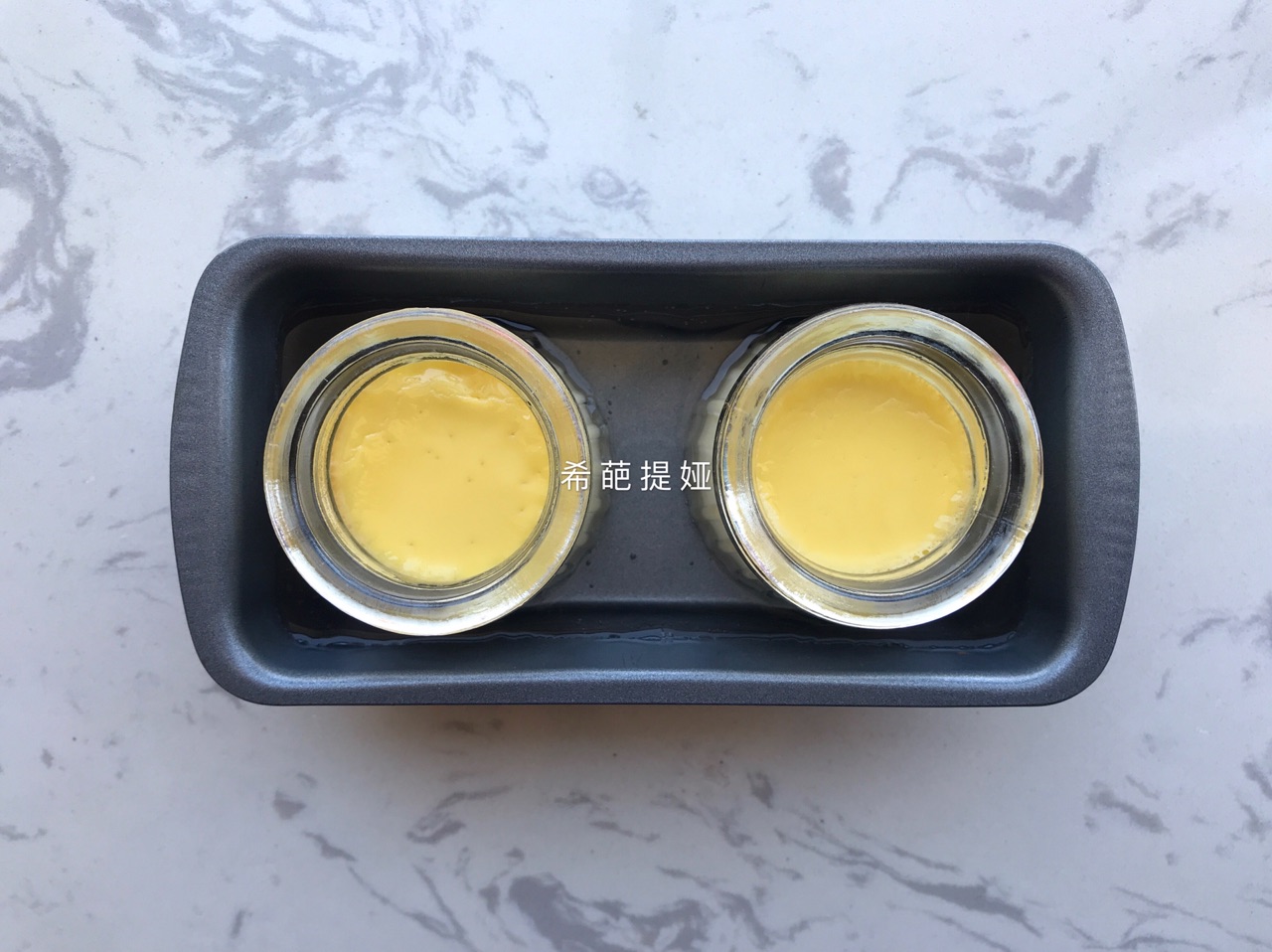 烤牛奶布丁