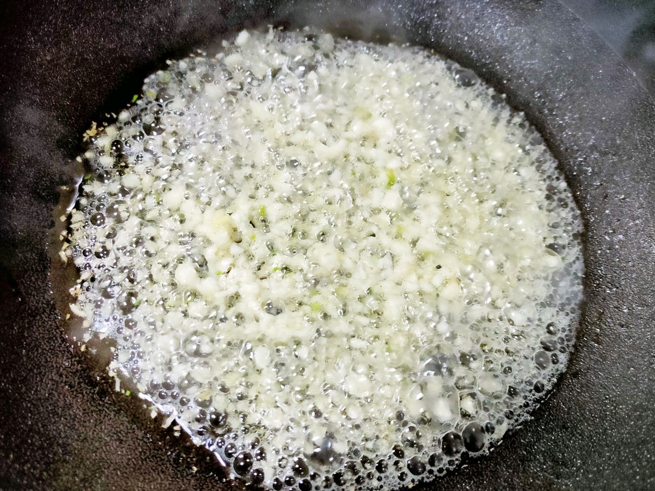 烤牛排(附万能黑椒酱汁秘方)