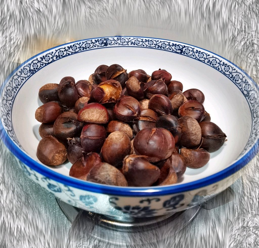 烤箱版糖炒栗子，好吃 味道绝了！
