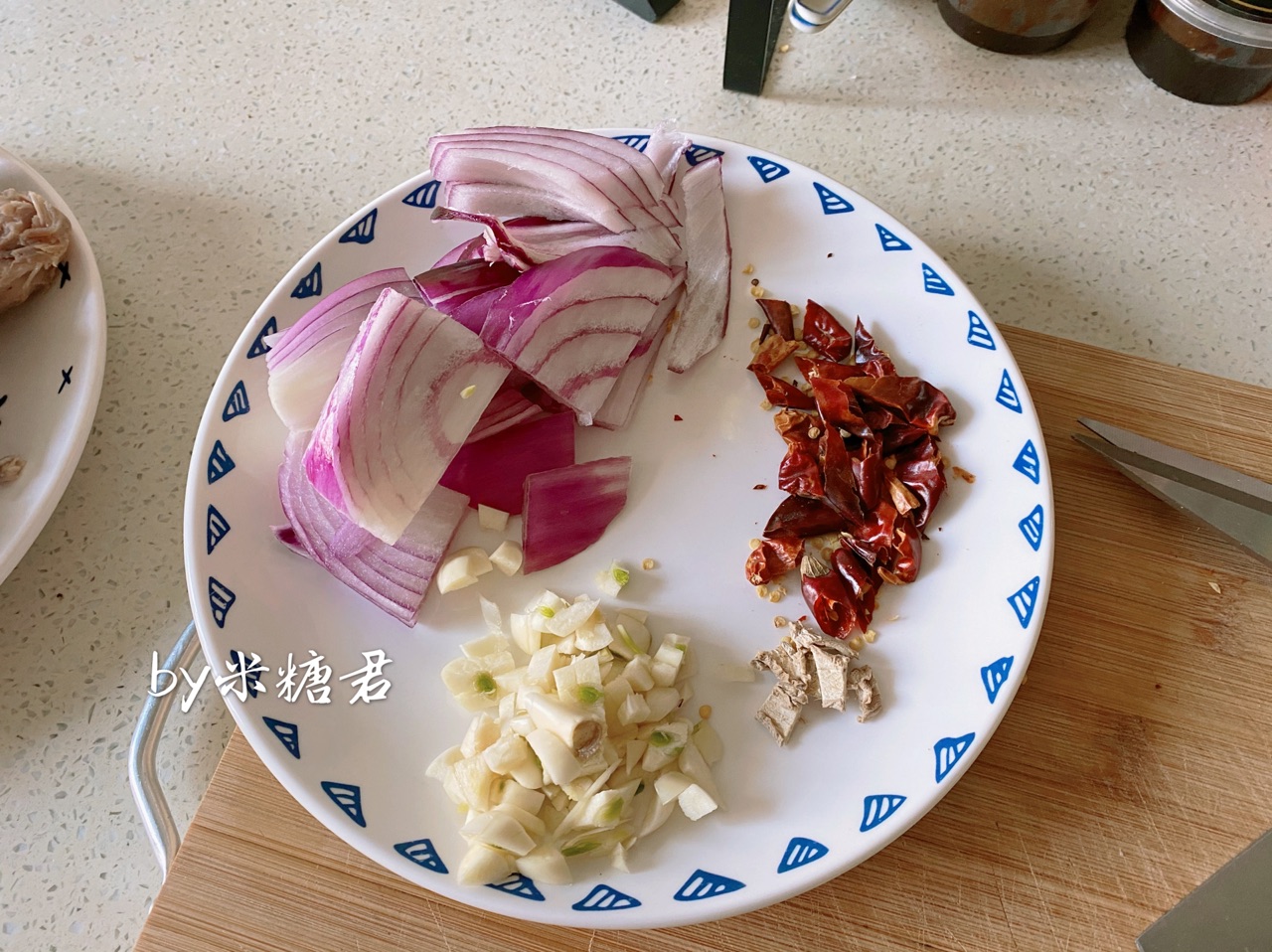 烤鸭花样吃：孜然椒盐鸭架