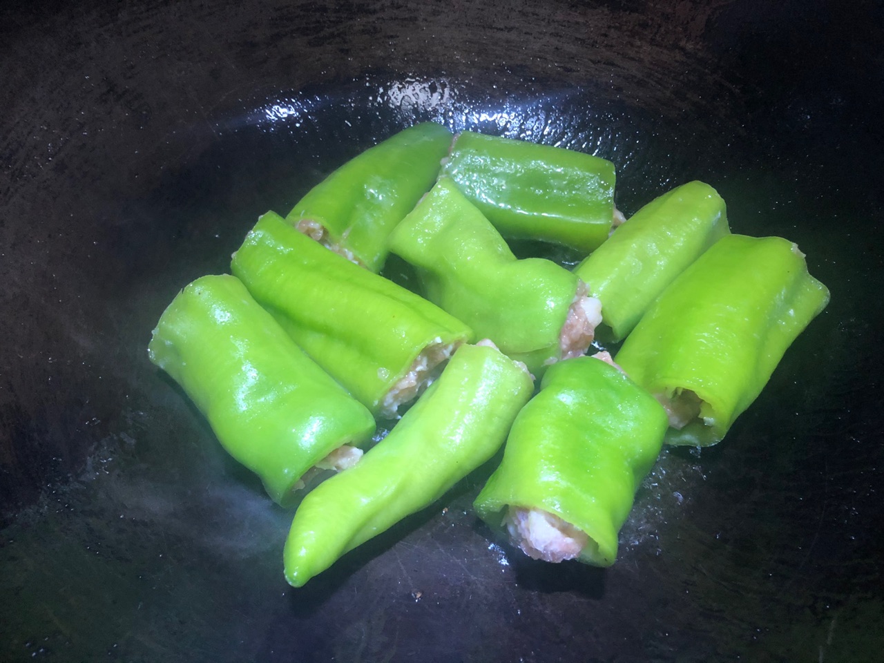 客家美食酿辣椒