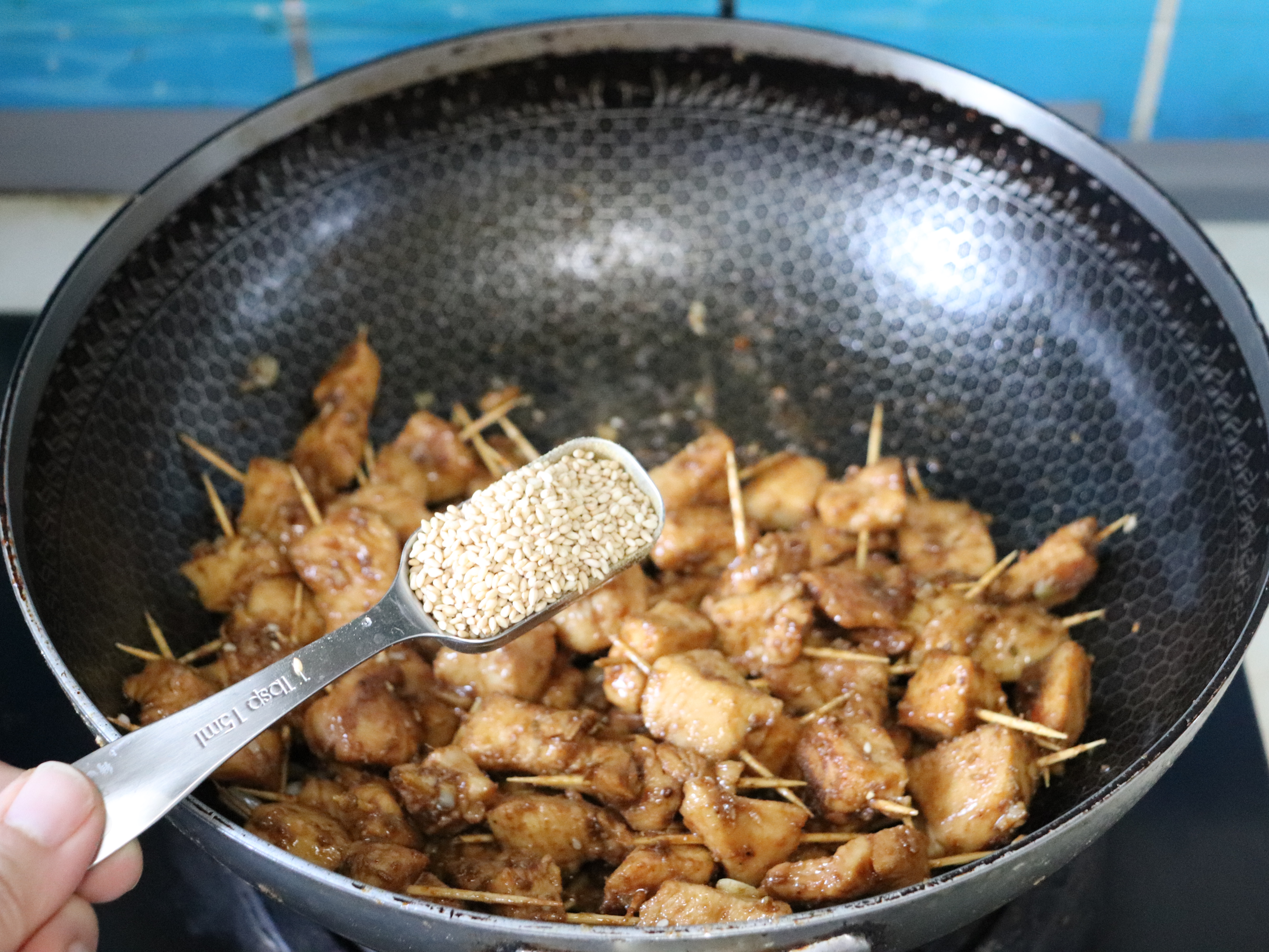 口一串,超级解馋好吃的牙签鸡胸肉