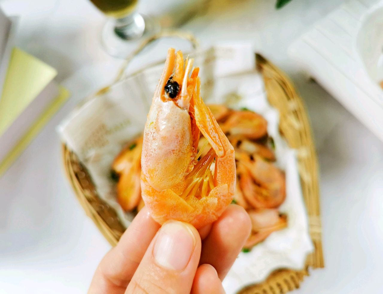 口感鲜甜~营养丰富~葱油北极虾