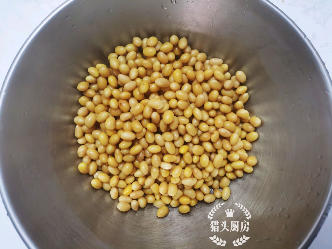 苦瓜黄豆骨头汤