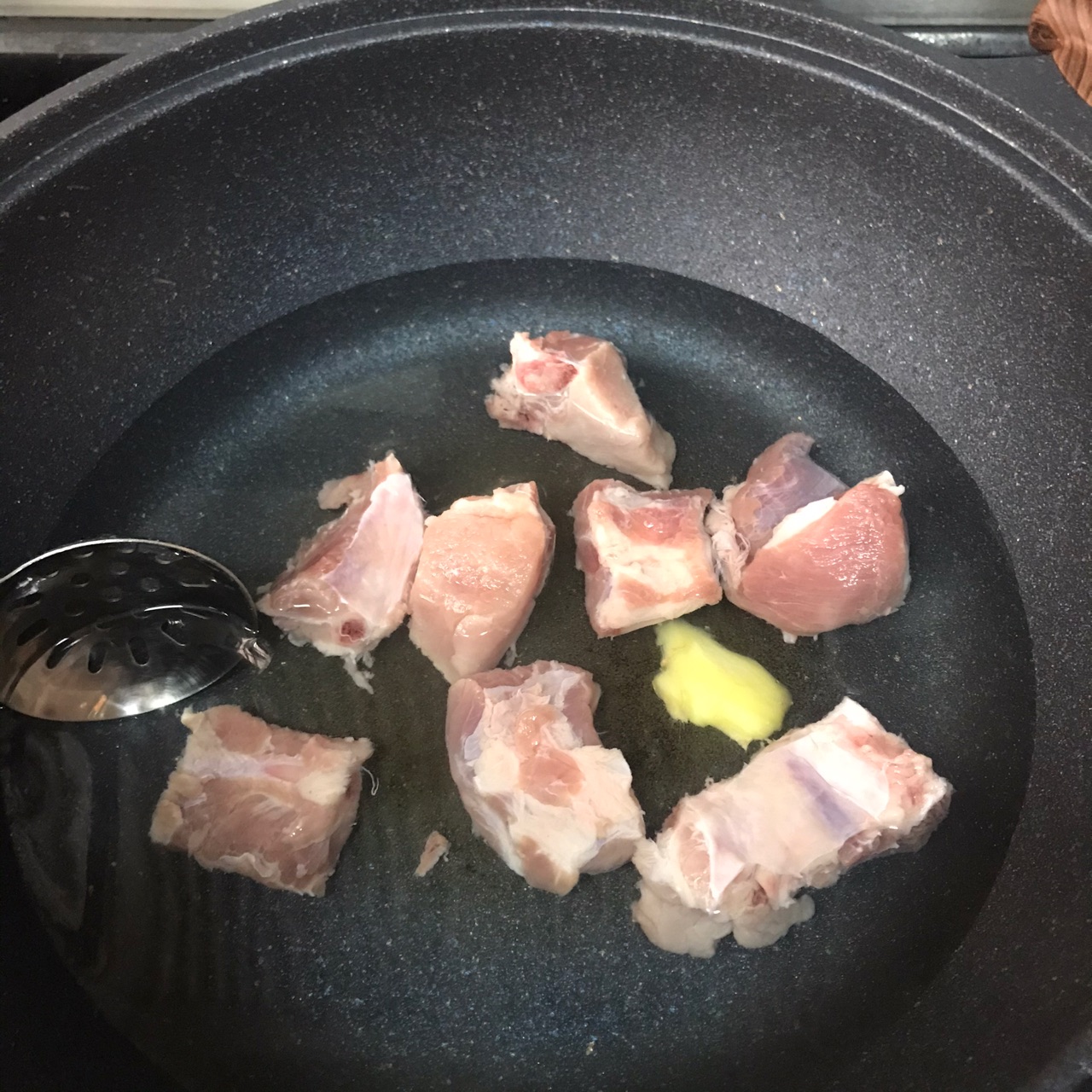 苦瓜黄豆排骨汤