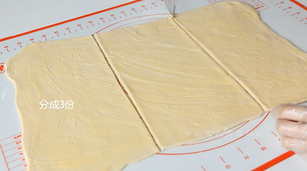 跨年啦！ | 过年宅家做面包 | 不用开酥的手撕杏仁小餐包