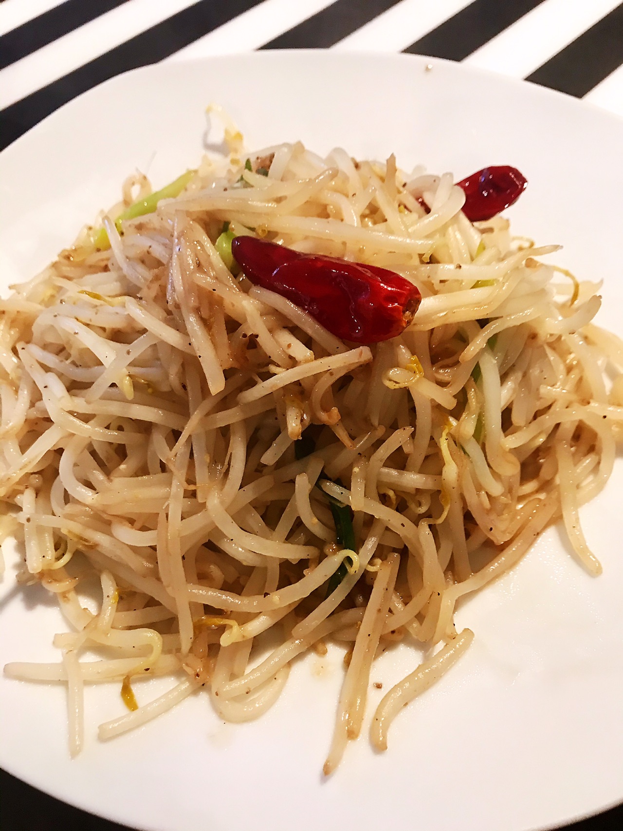 快手菜-炒绿豆芽
