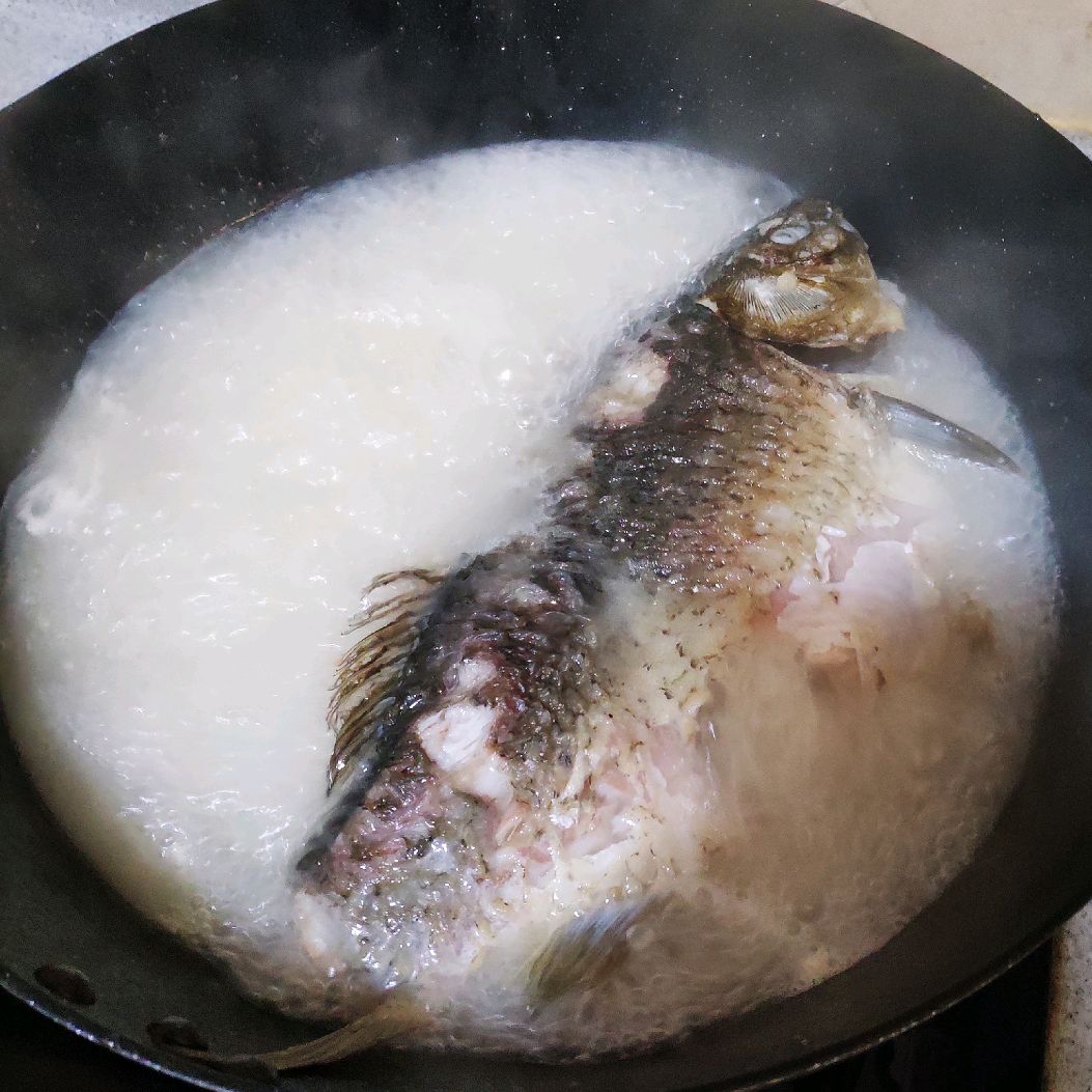 【快手菜】鲫鱼豆腐汤