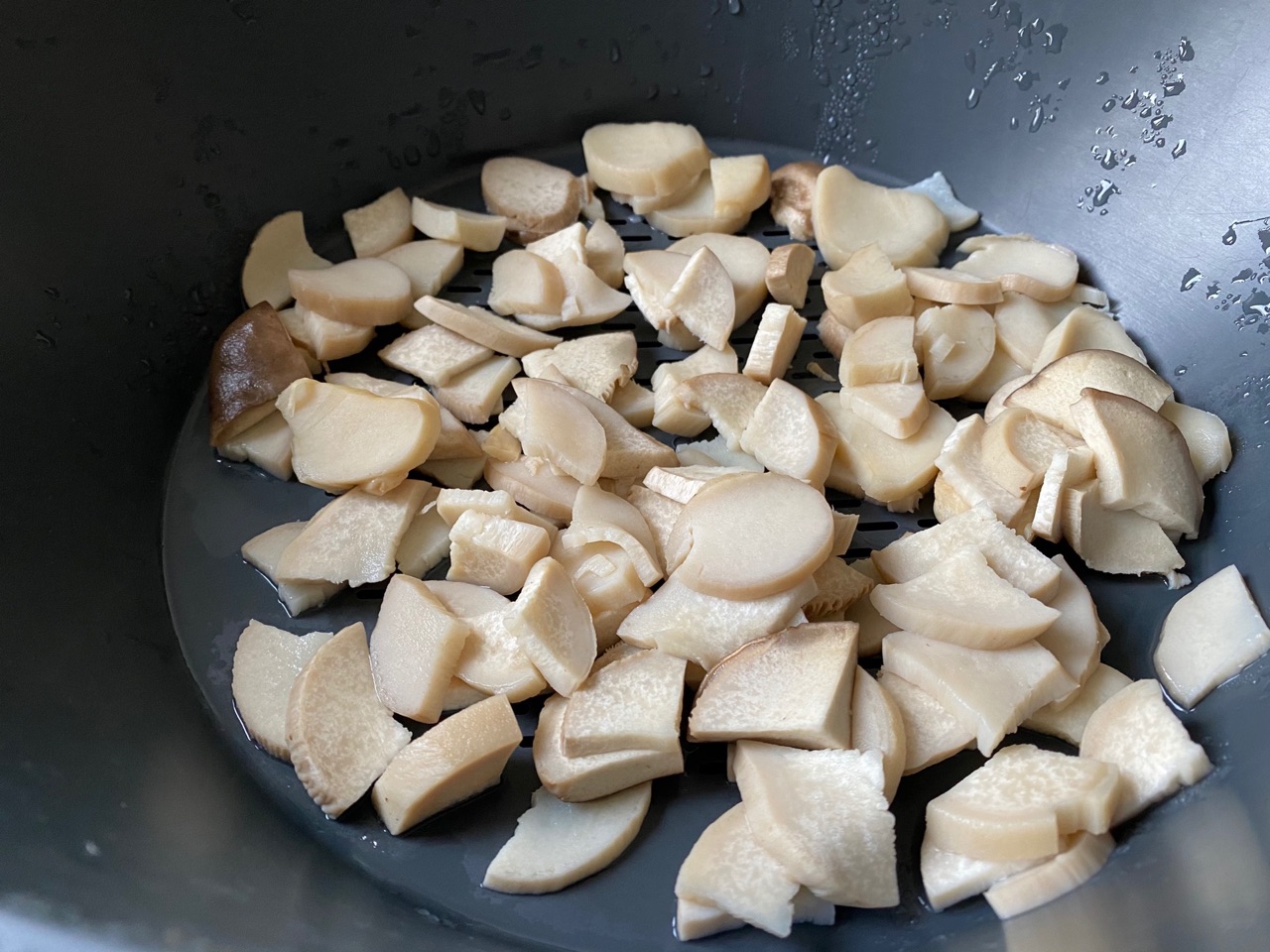 快手菜：凉拌杏鲍菇