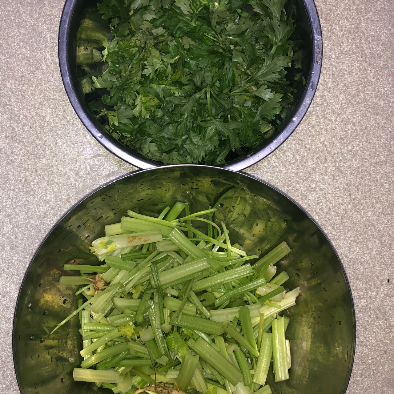 快手家常菜芹菜肉丝