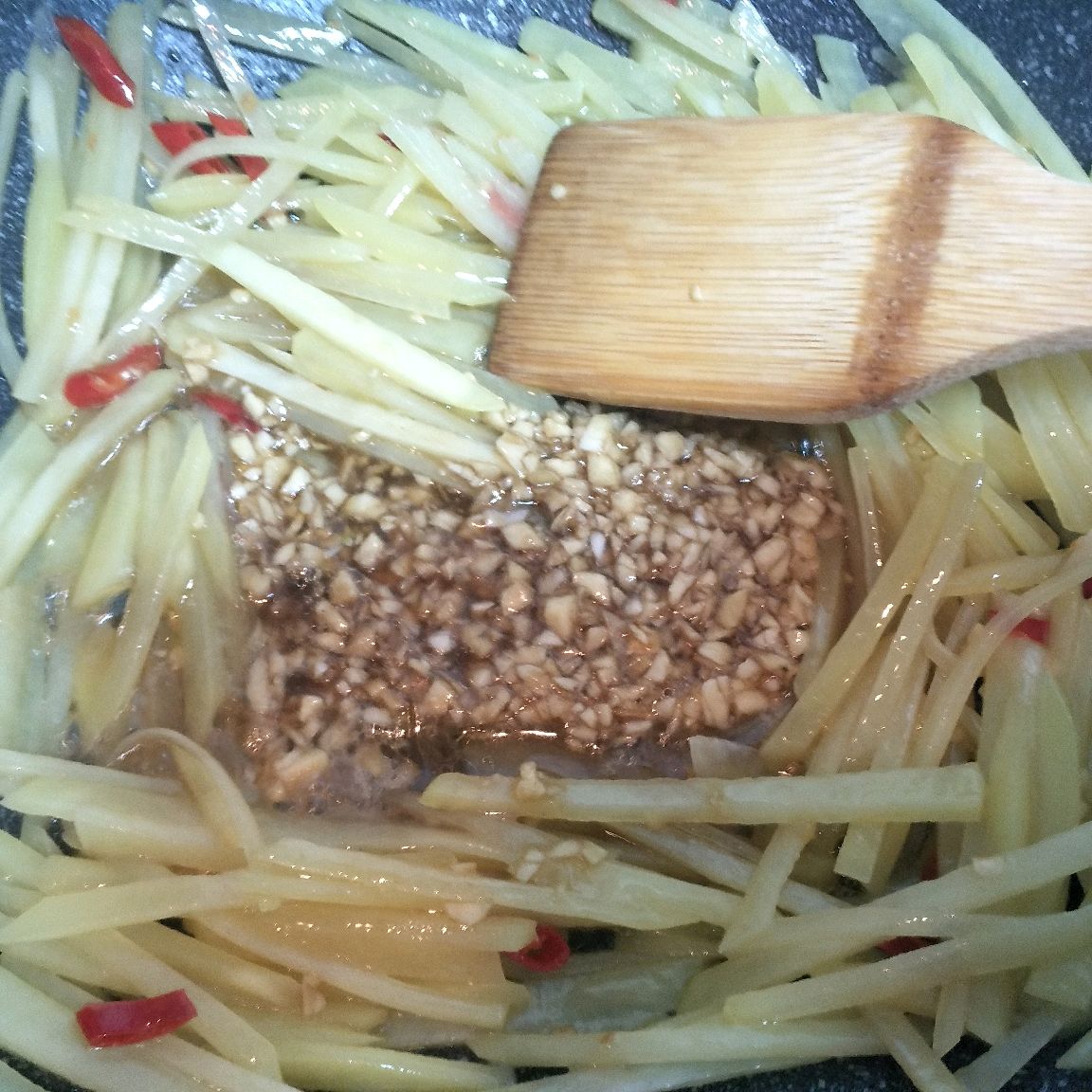 快手家常菜~酸辣土豆丝