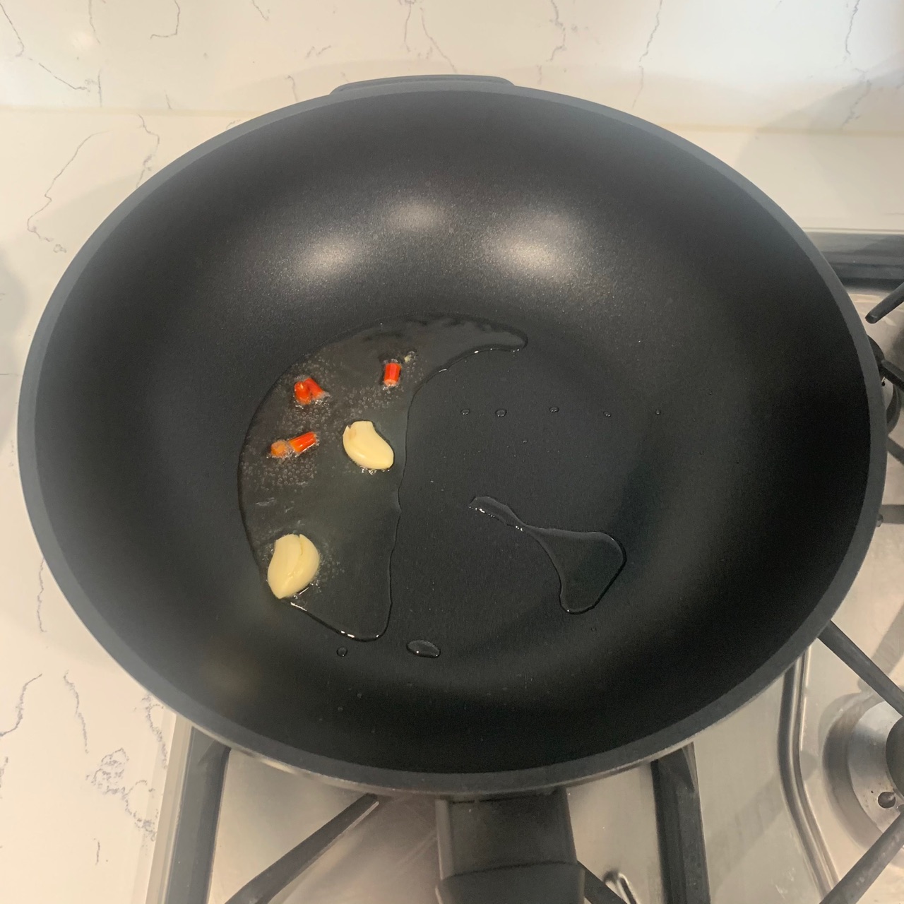 快手家常菜之手撕包菜