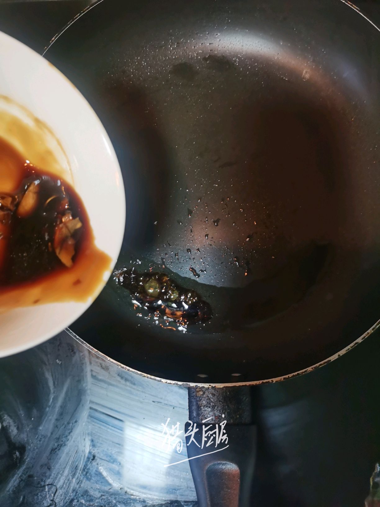 快手墨鱼丸菠菜汤