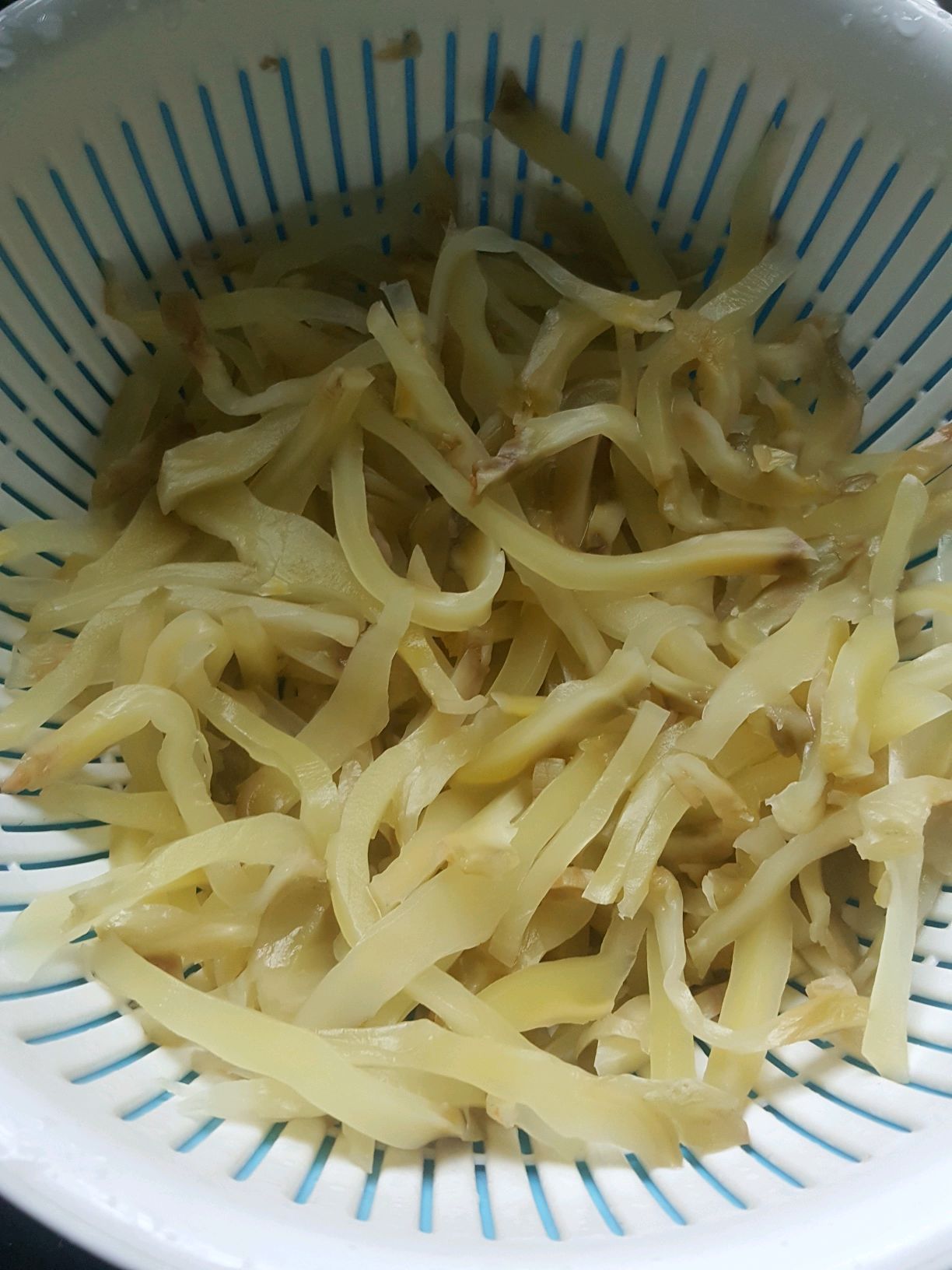 快手下饭菜——青椒榨菜丝