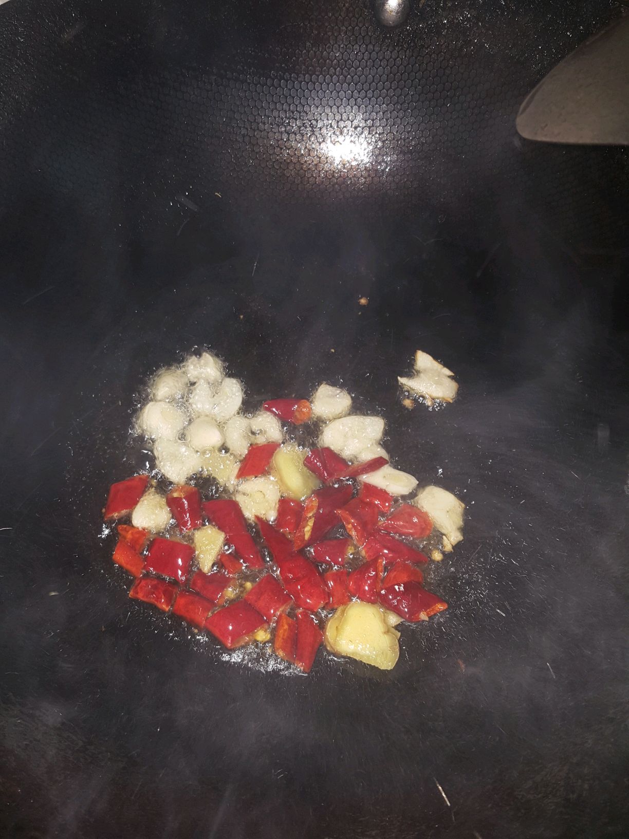 快手下饭菜——青椒榨菜丝