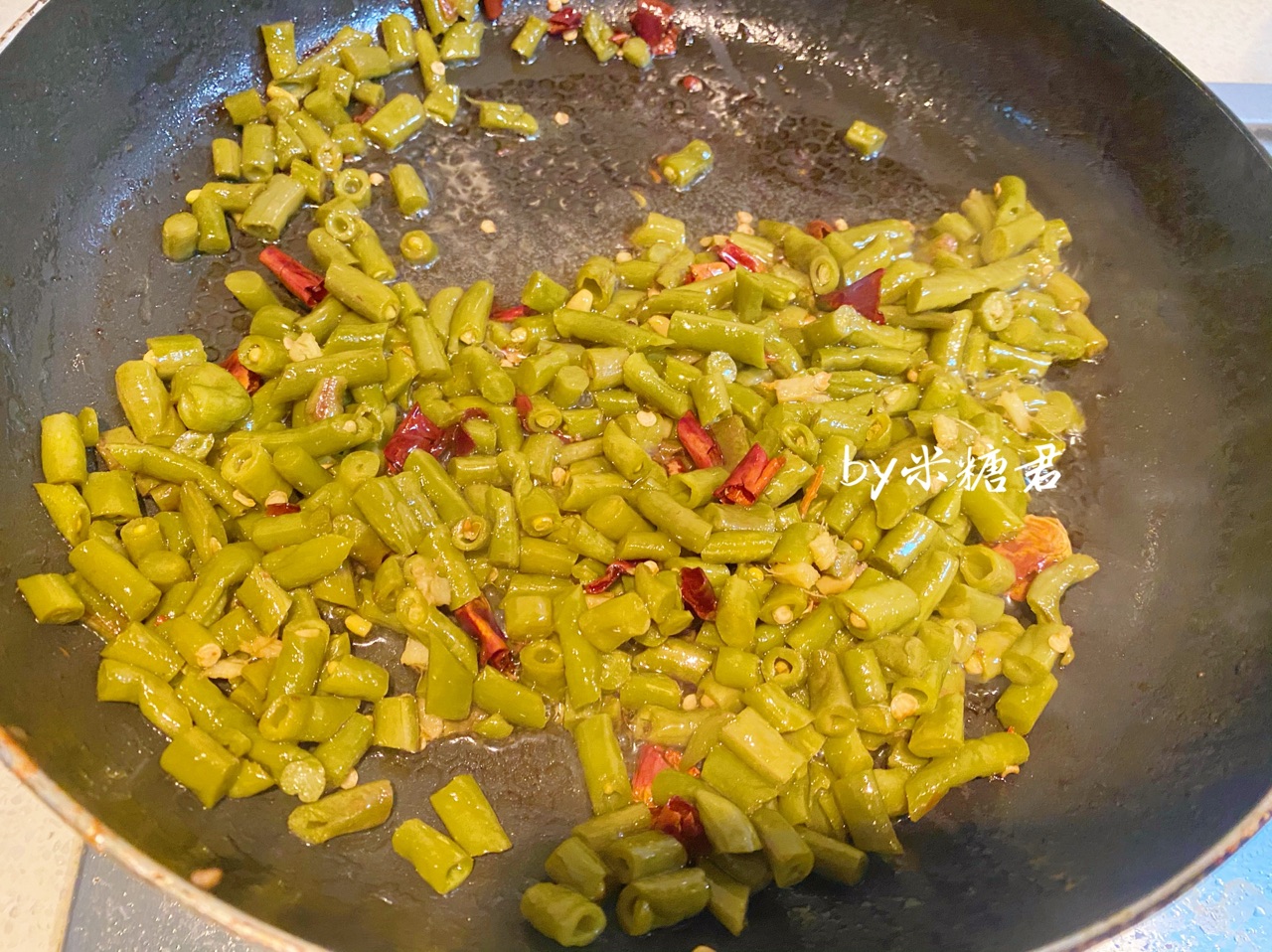 快手下饭菜：酸豆角炒肉末