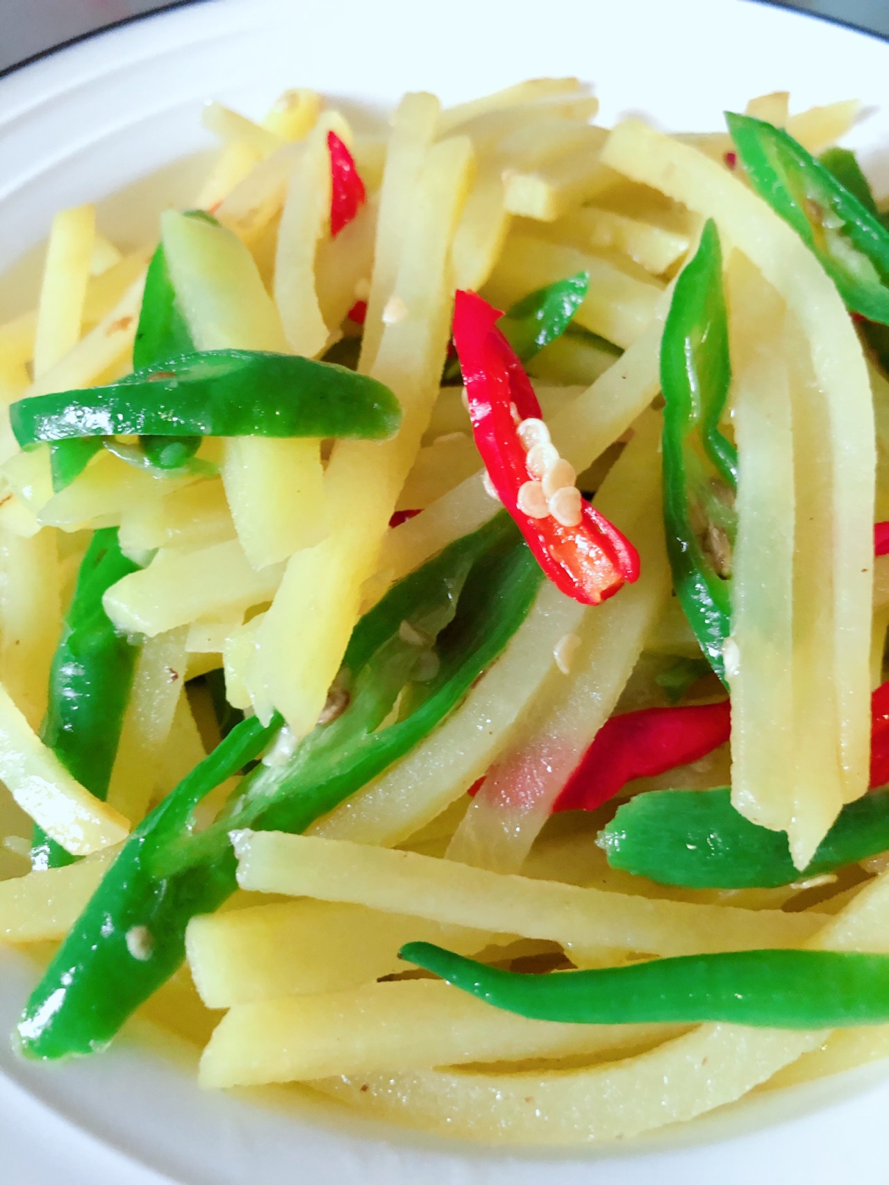 快手线椒土豆丝