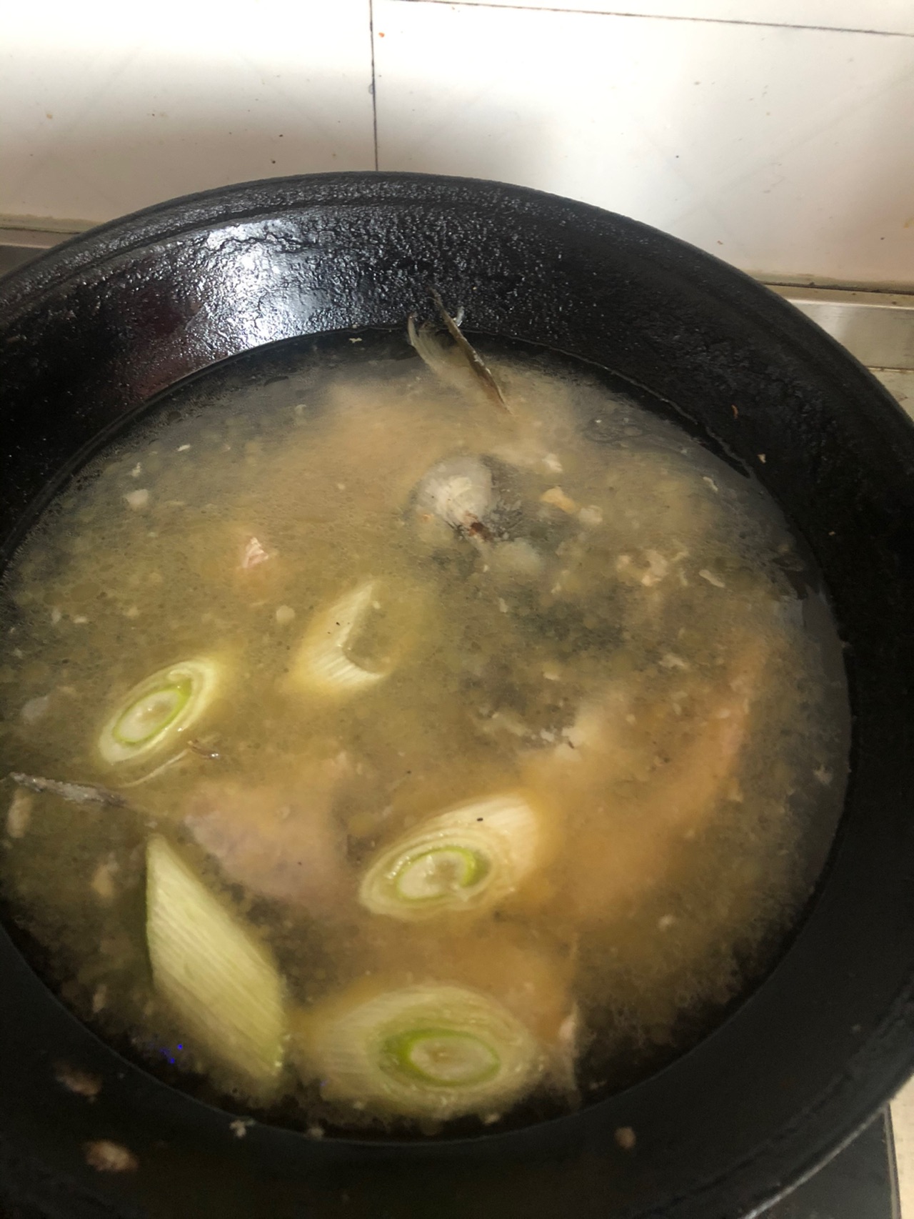 快手鲜美鱼头豆腐汤