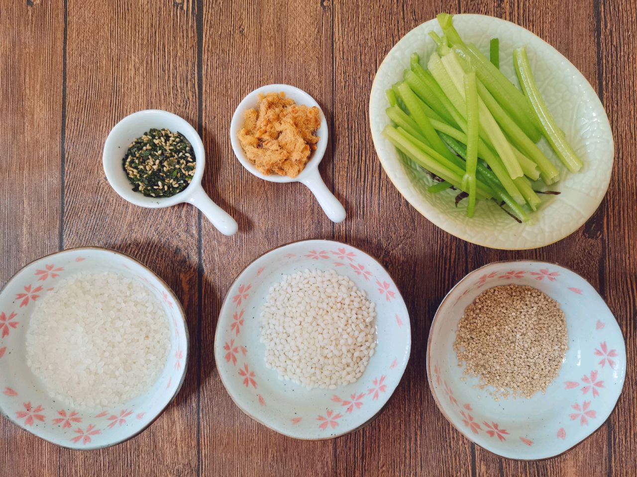 快手香粥藜麦芹菜粥