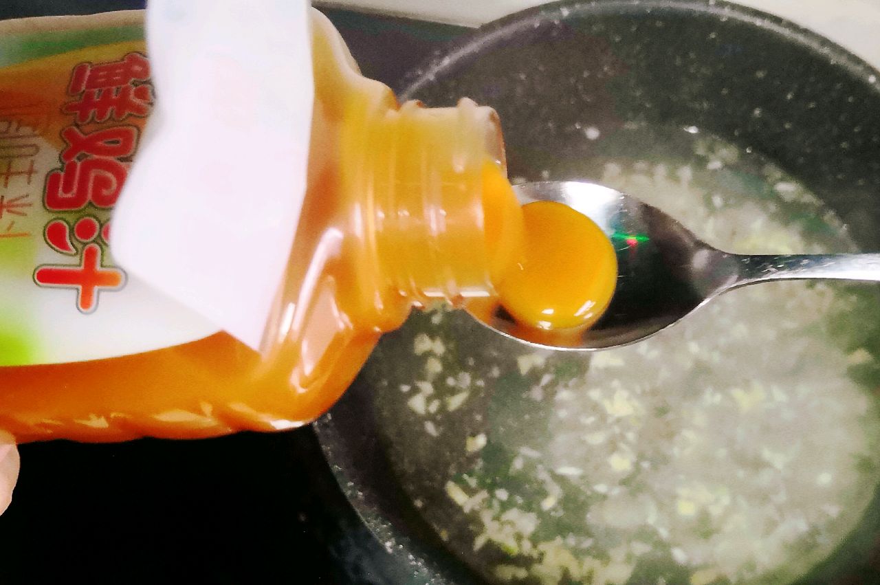 快手早餐鲜香味美鸡丝面