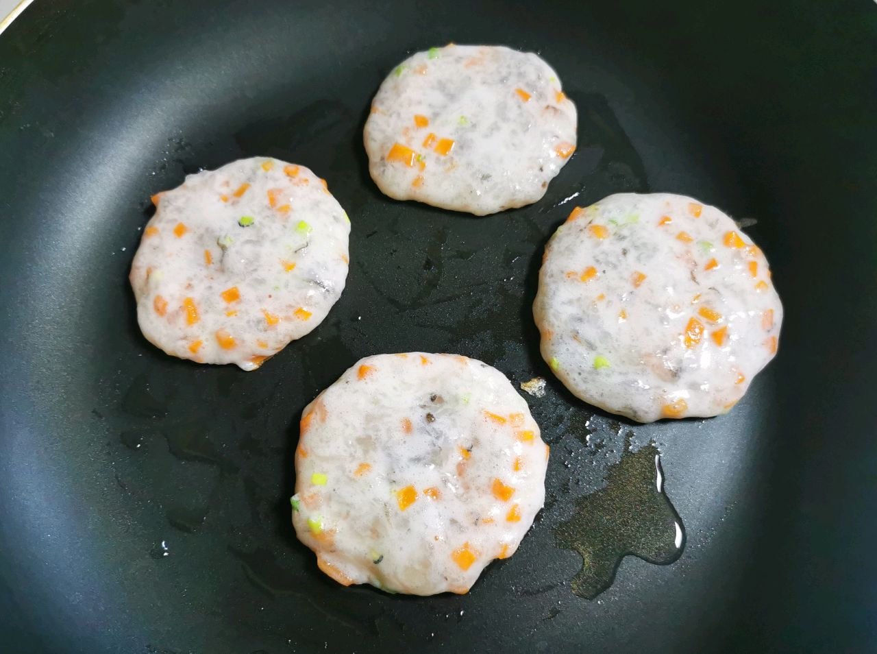 快手早餐香煎虾饼