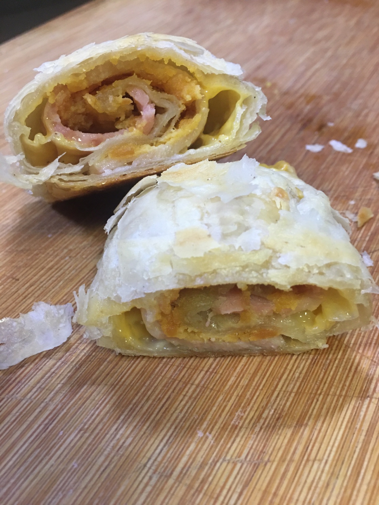 快速手抓饼培根芝士卷