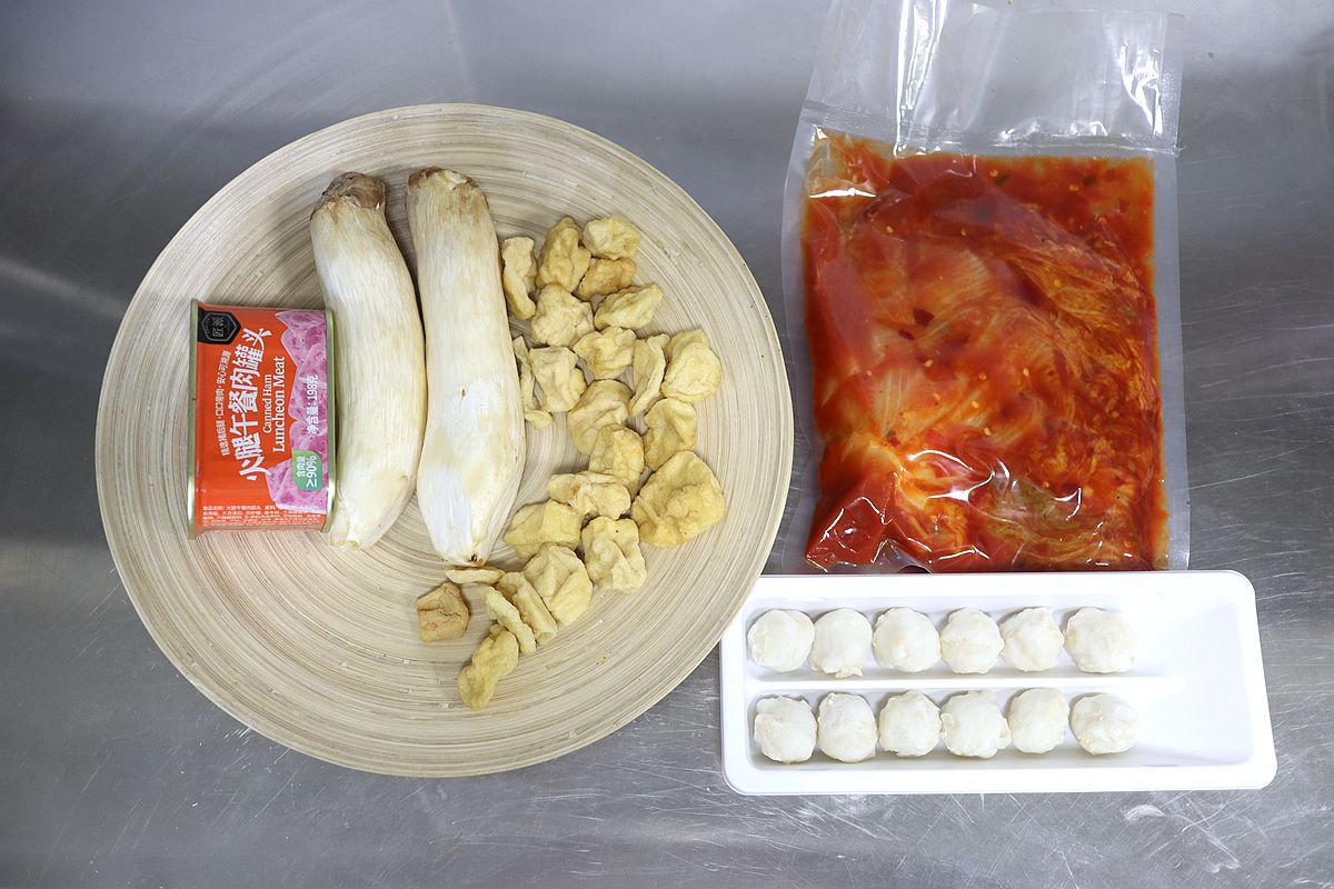 辣白菜火锅