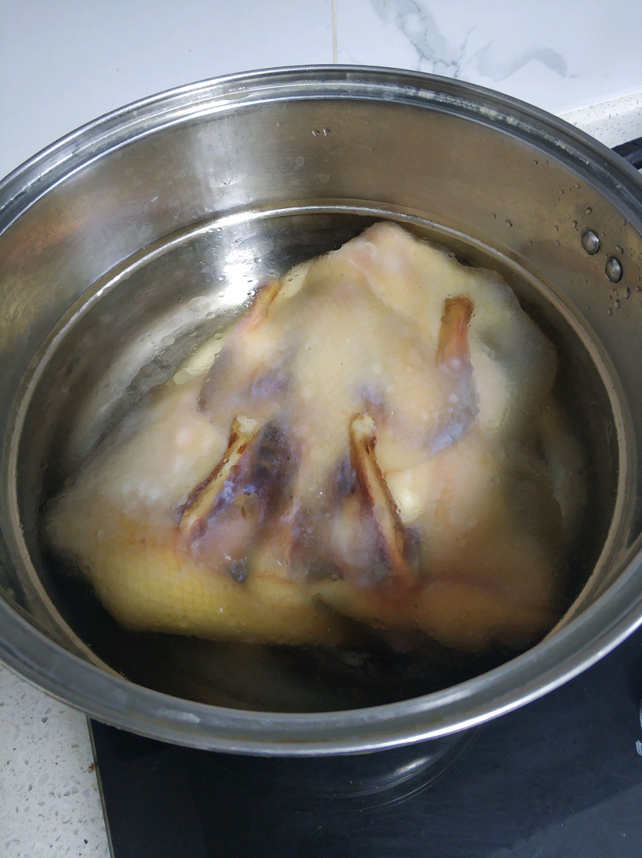 腊板鸭煲汤