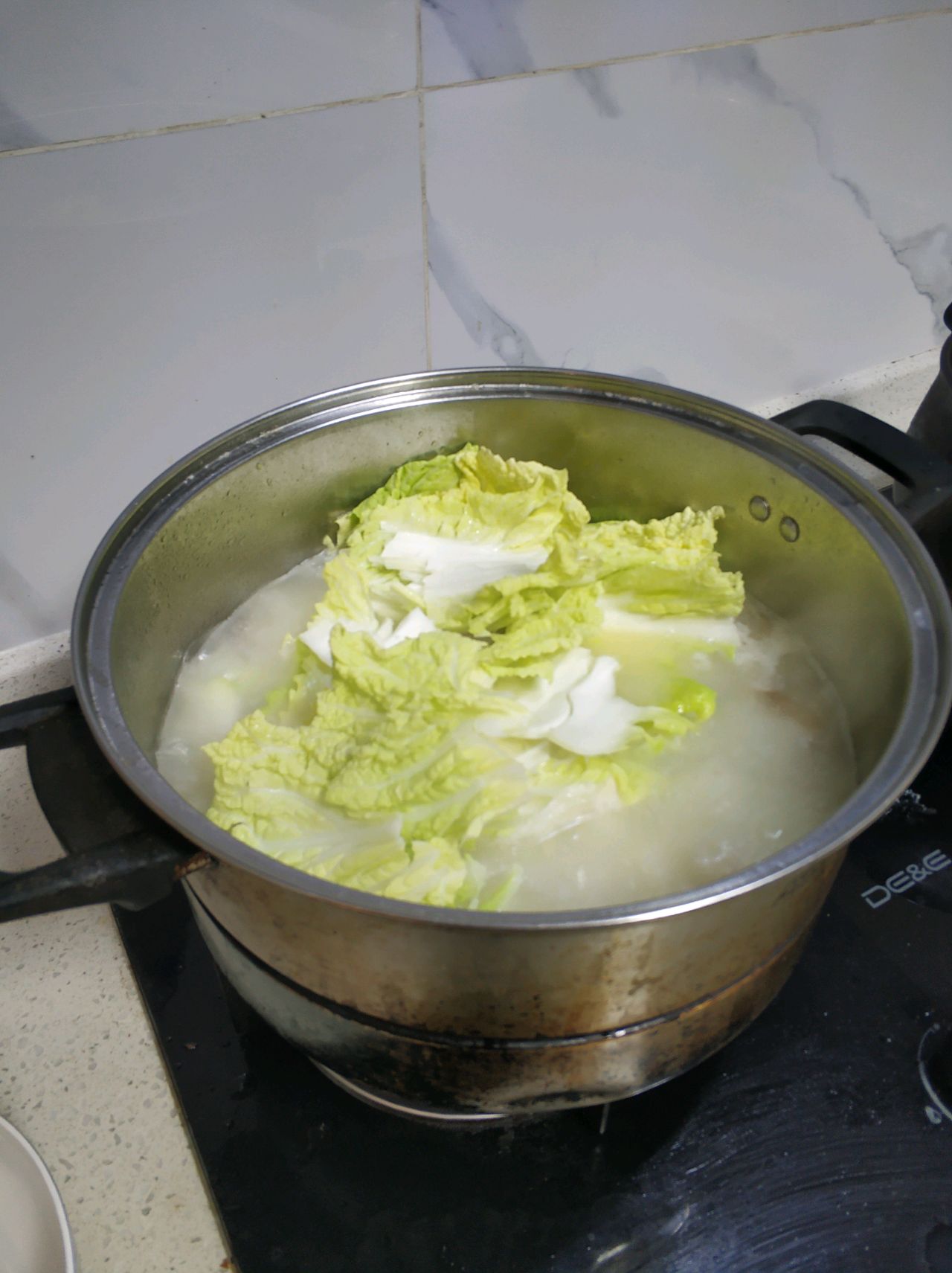 腊板鸭煲汤