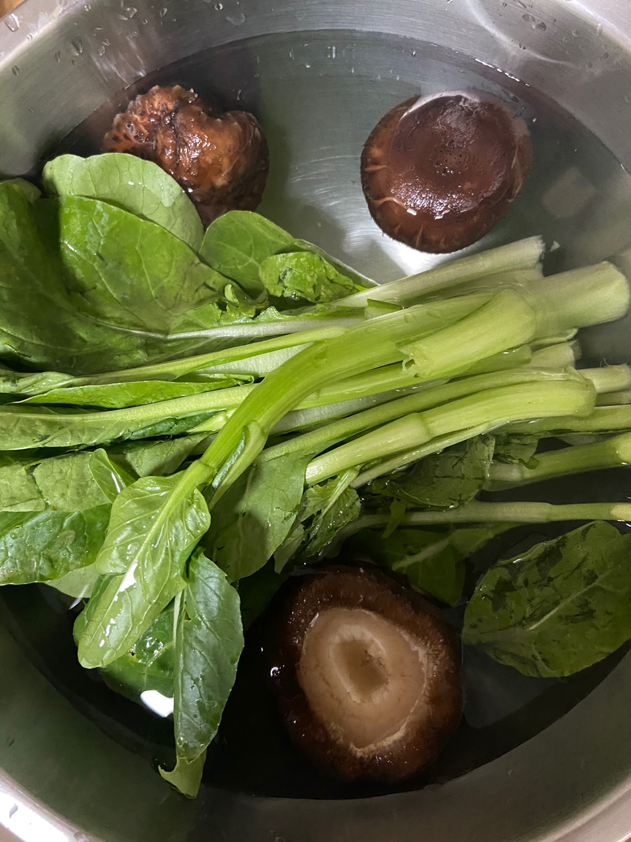 腊肠煲仔饭