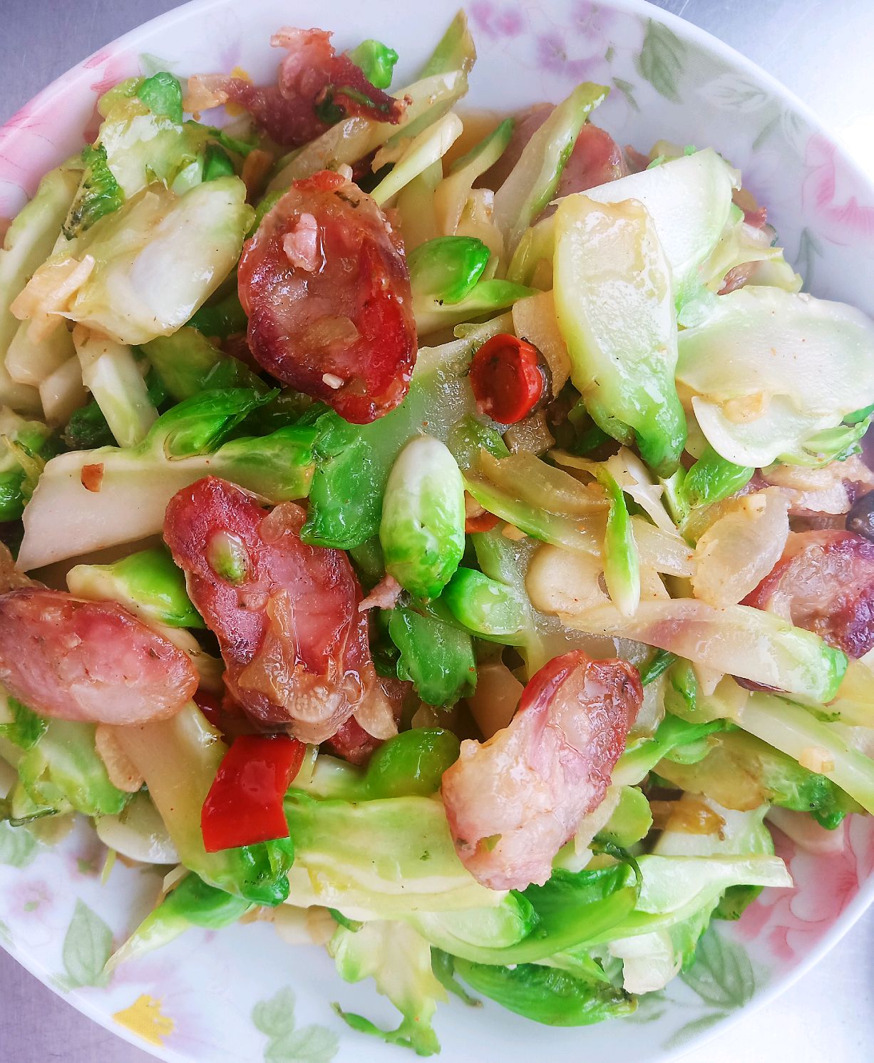 腊肠炒儿菜