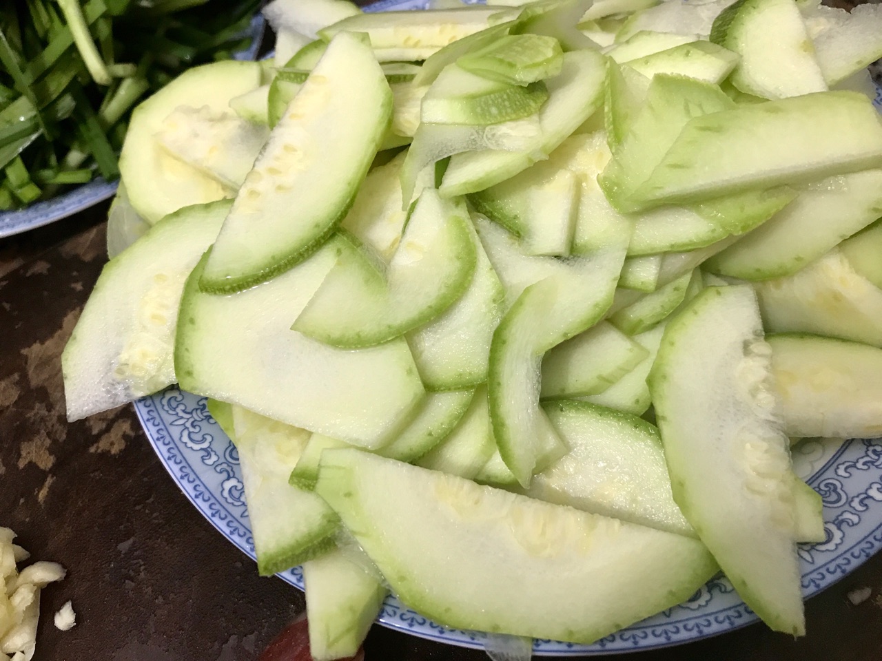腊肠炒葫芦瓜