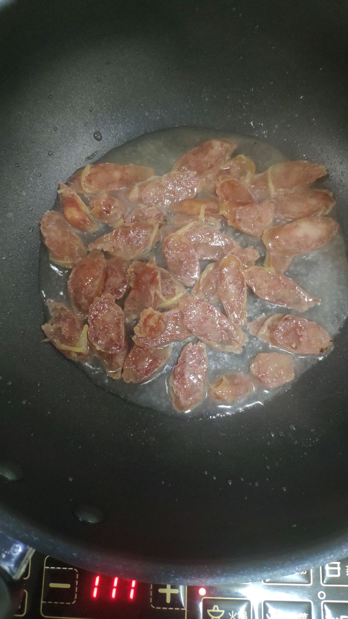 腊肠炒鸡蛋