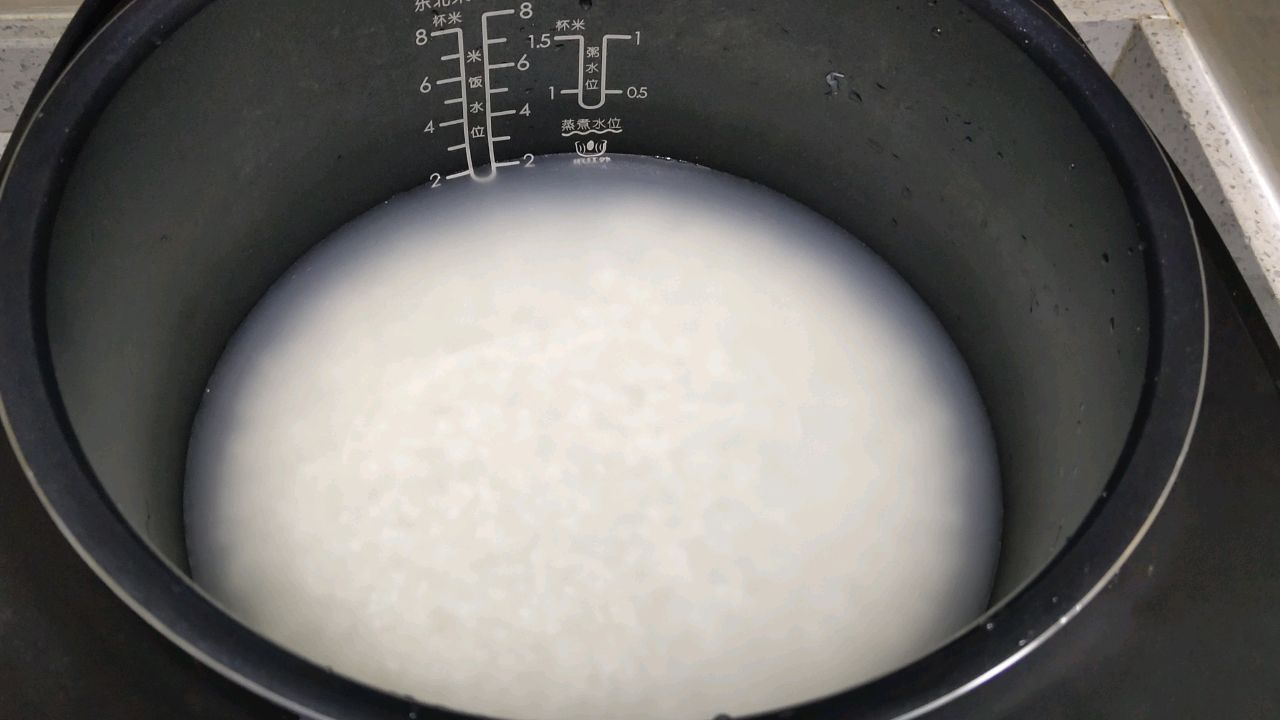 腊肠米饭