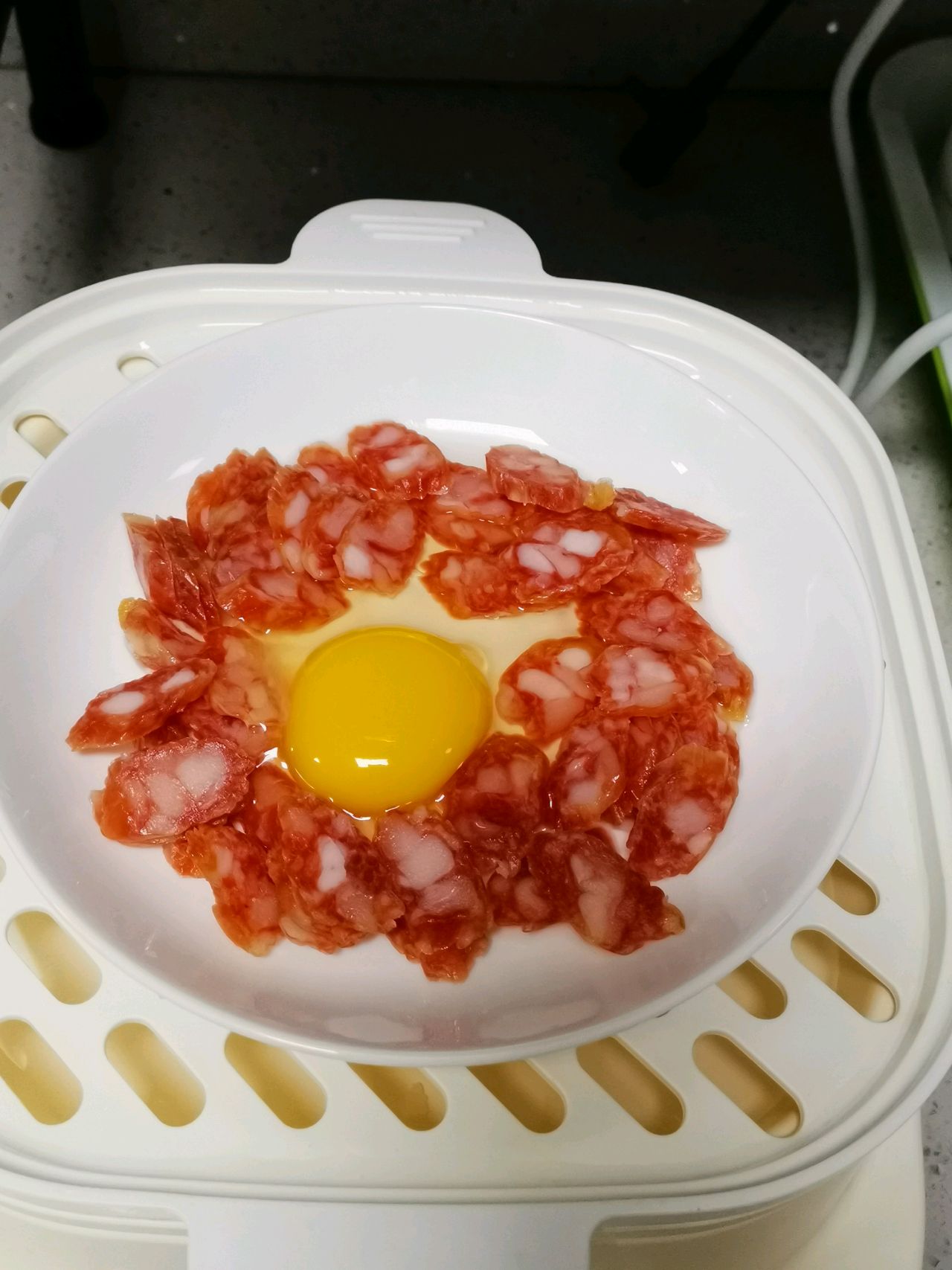 腊肠蒸蛋