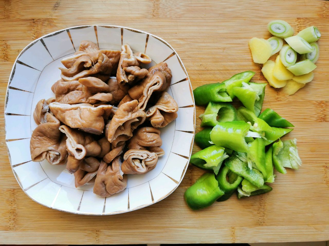 辣炒大肠