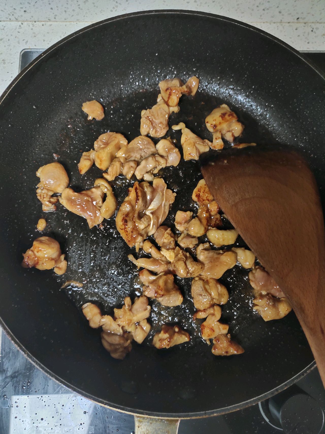 辣炒鸡丁