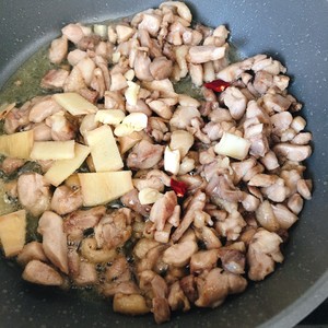 ［辣炒鸡腿肉］开胃超下饭