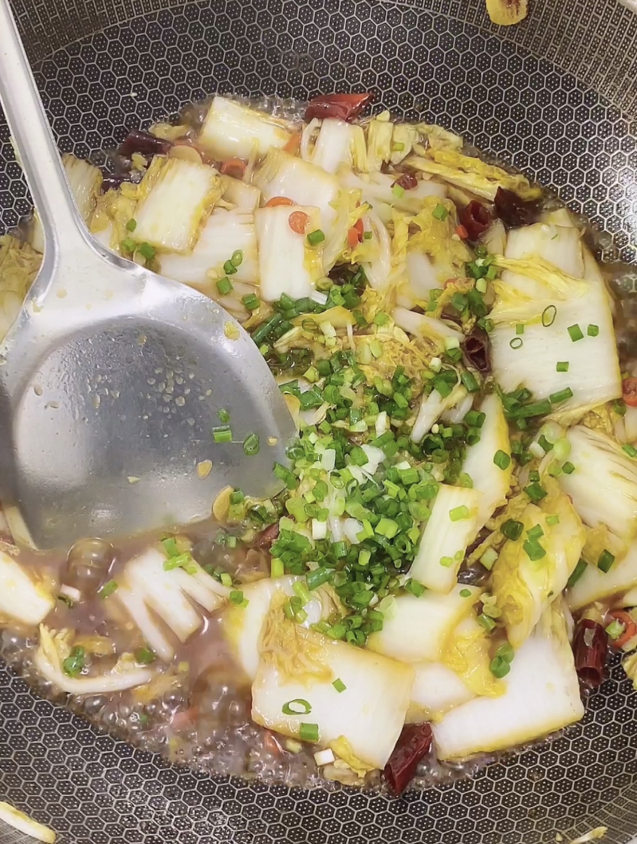 【辣炒娃娃菜】简单下饭，比吃肉还香