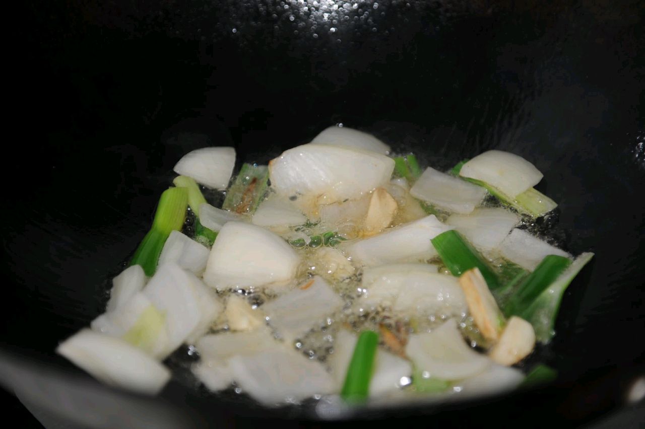 辣炒鱿鱼