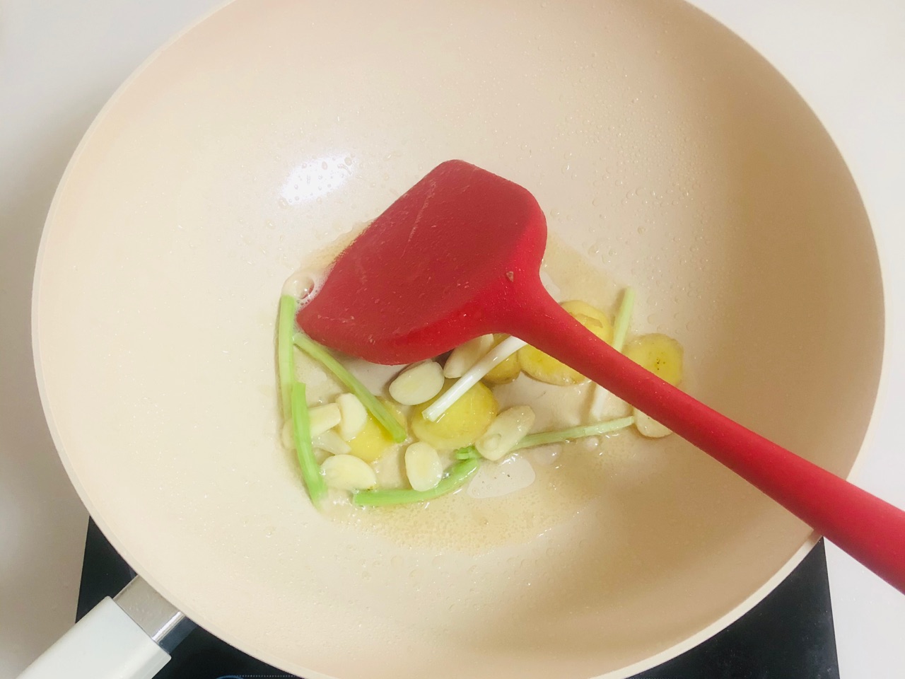 腊鸡腿炖冬瓜