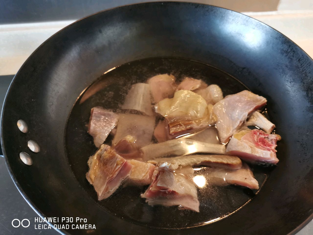 腊鸡芋头锅