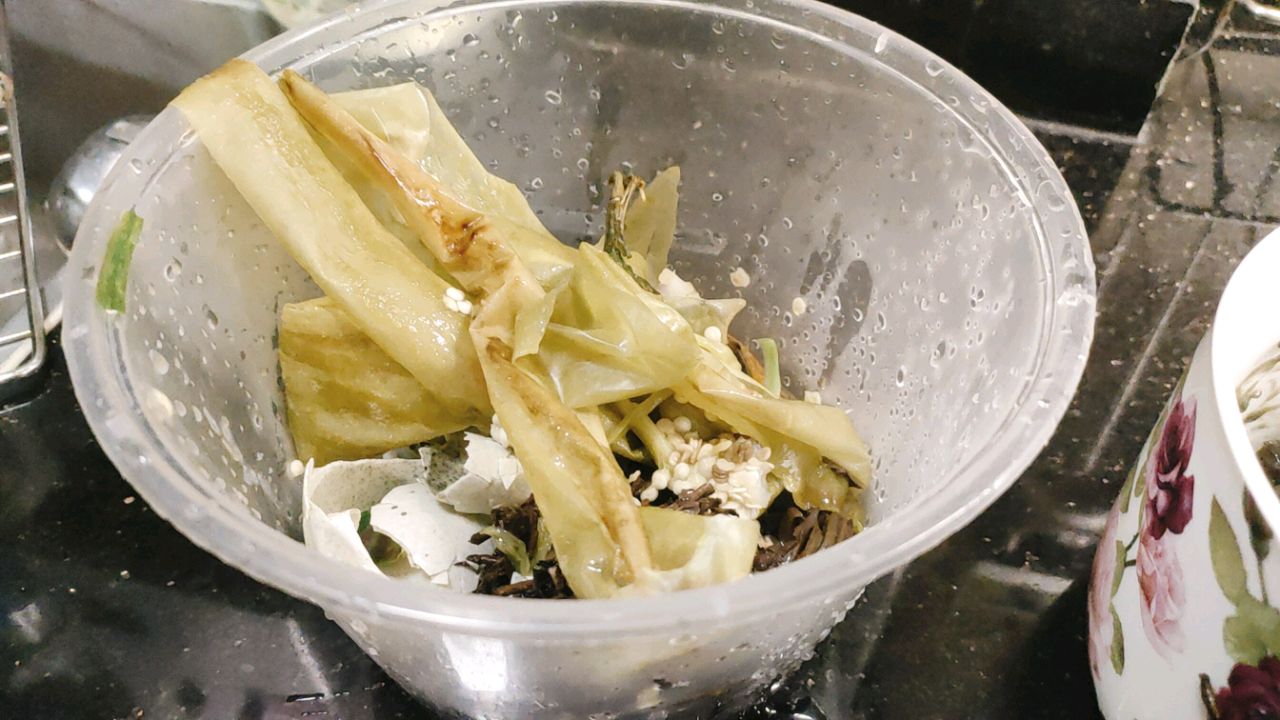 辣椒拌皮蛋(烤箱版)