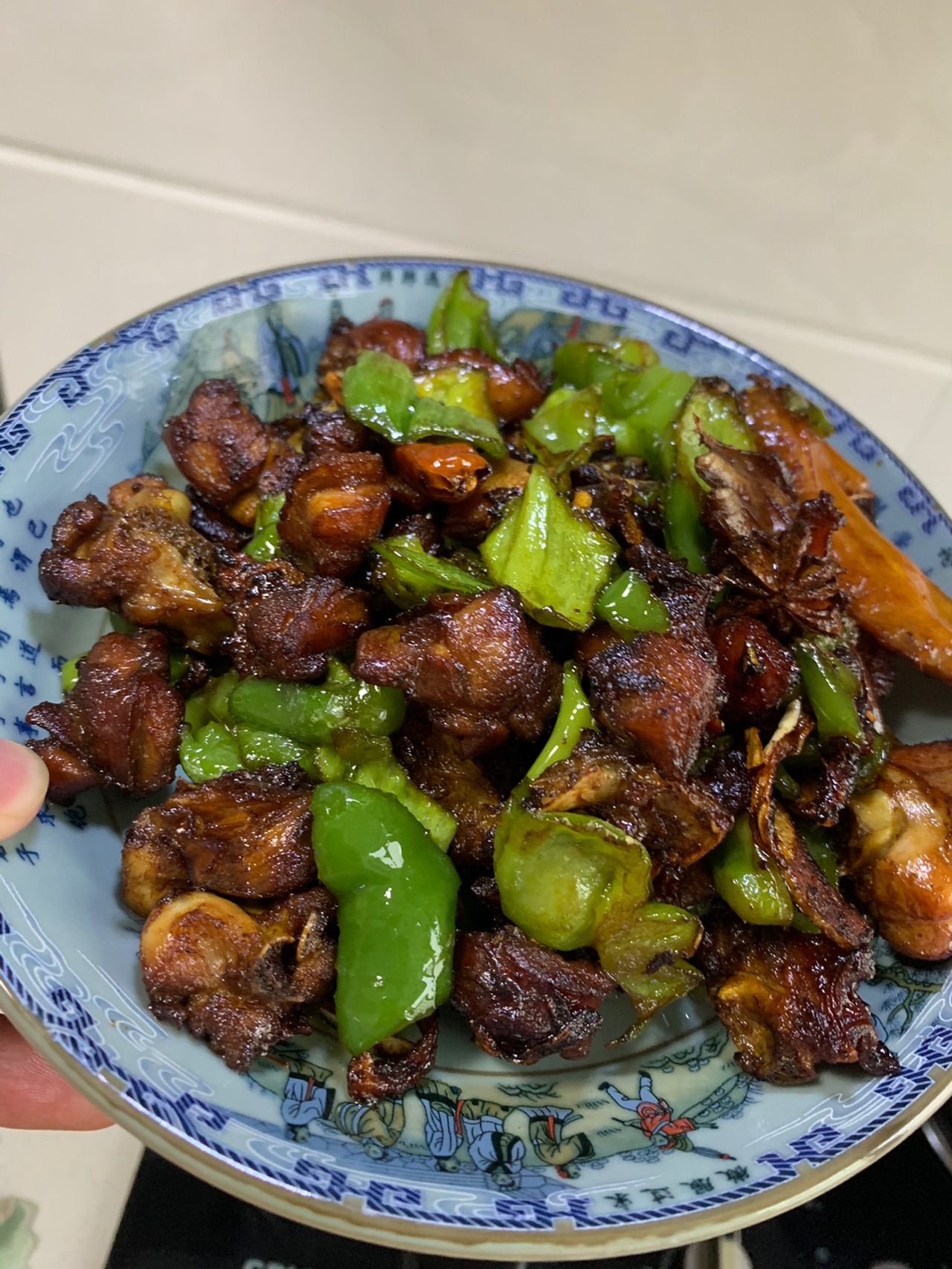 辣椒炒鸡肉块