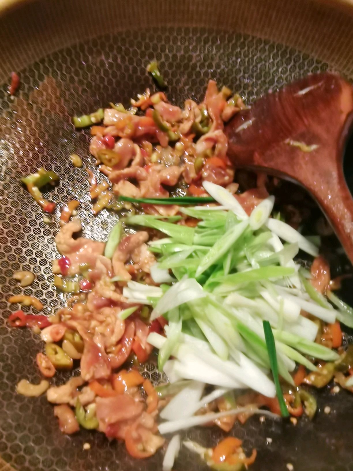辣椒大蒜炒肉