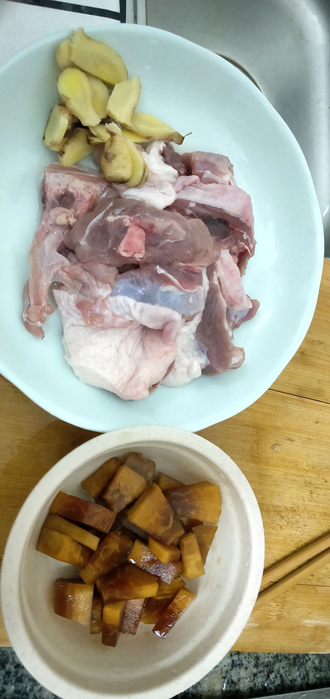 辣焖鸭