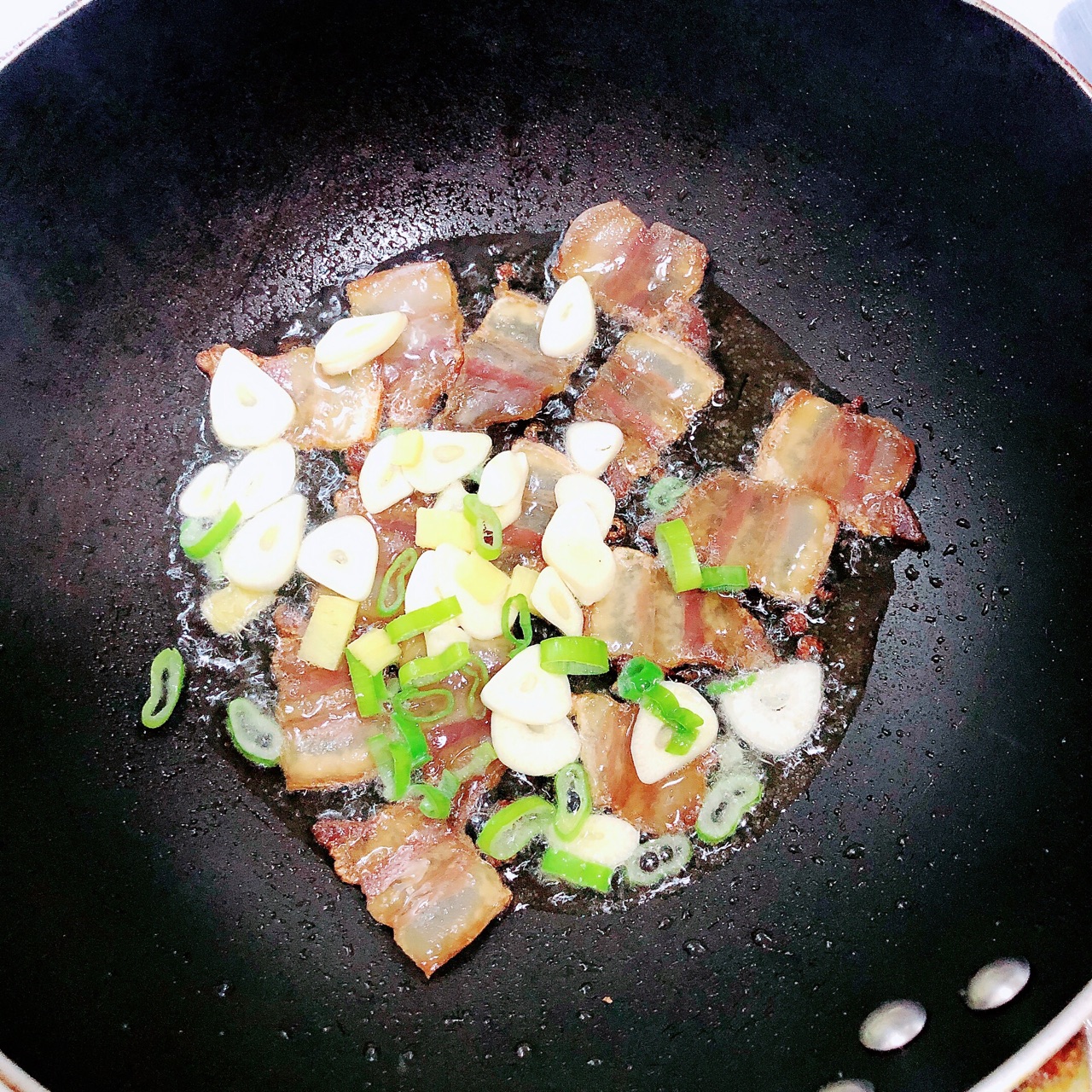 腊肉炒白菜