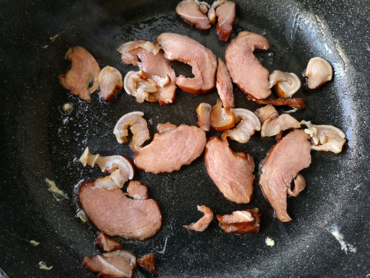 腊肉炒鸡蛋
