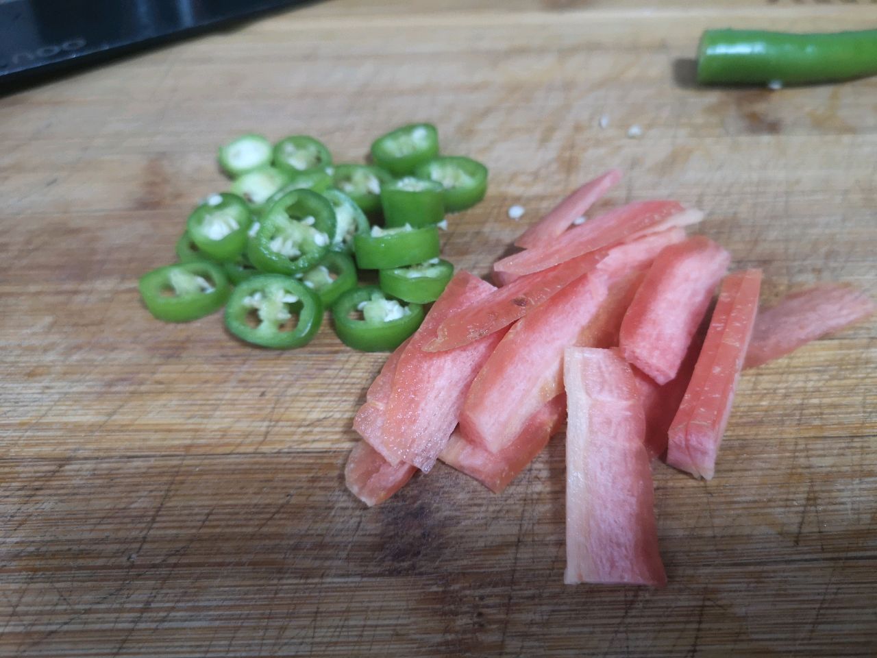 腊肉手撕包菜